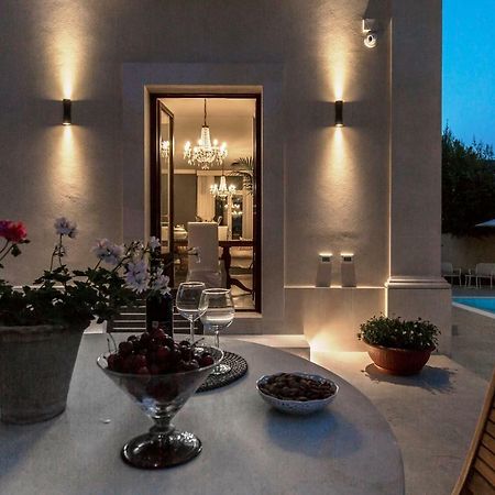 Villa Raphael Авола Экстерьер фото