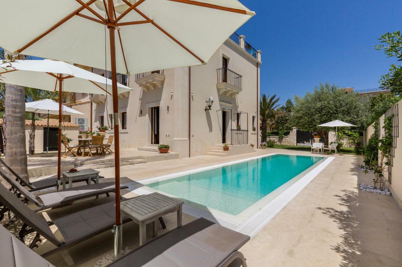 Villa Raphael Авола Экстерьер фото