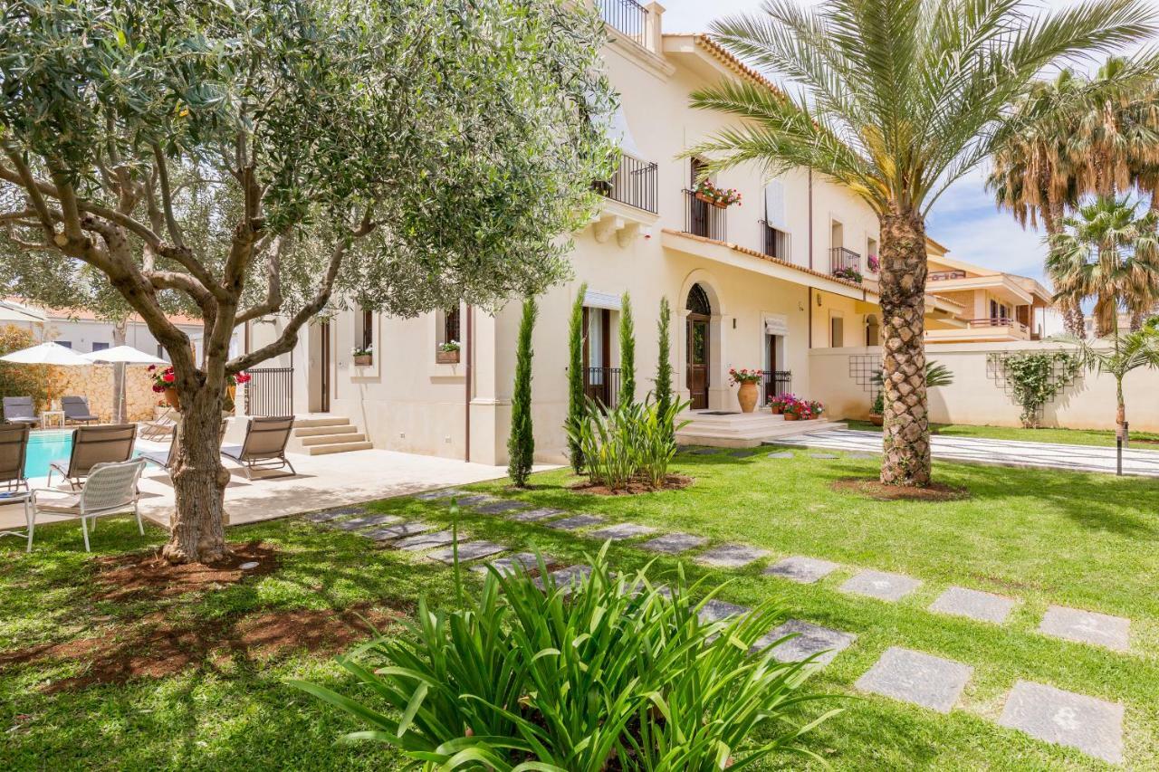 Villa Raphael Авола Экстерьер фото